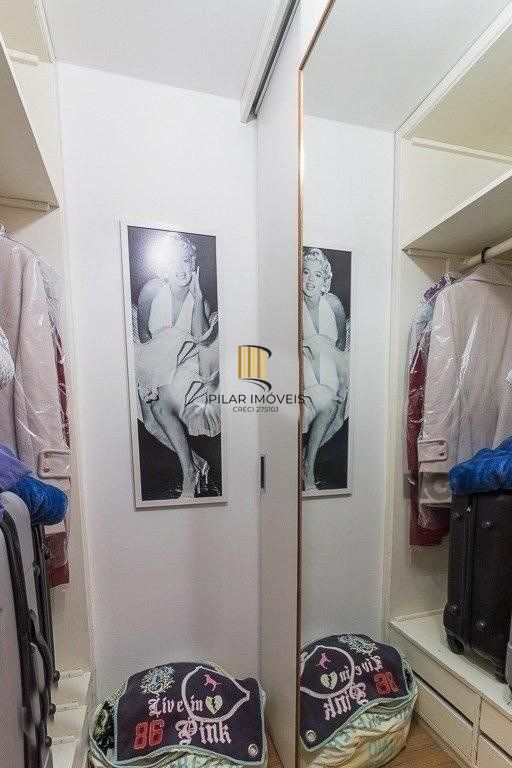 Casa 5 Dormitório(s) Bairro Três Figueiras