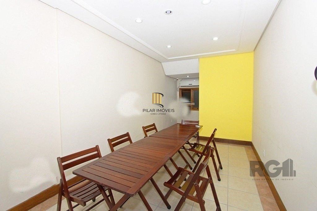 Apartamento 2 dormitórios no bairro Cidade Baixa