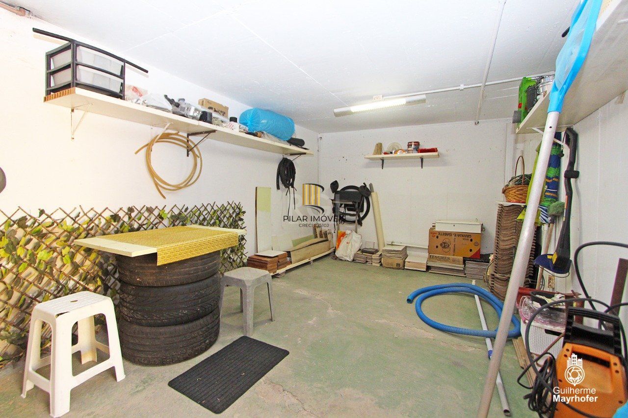 Casa Condominio para Venda - 380m², 2 dormitórios, sendo 2 suites, 3 vagas - Chácara das Pedras