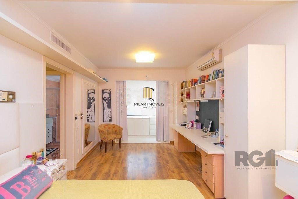 Apartamento 4 dormitórios no bairro Bela Vista
