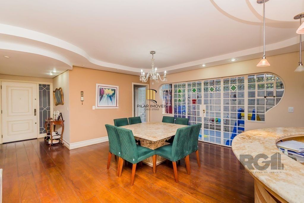 Apartamento 4 dormitórios no bairro Mont Serrat