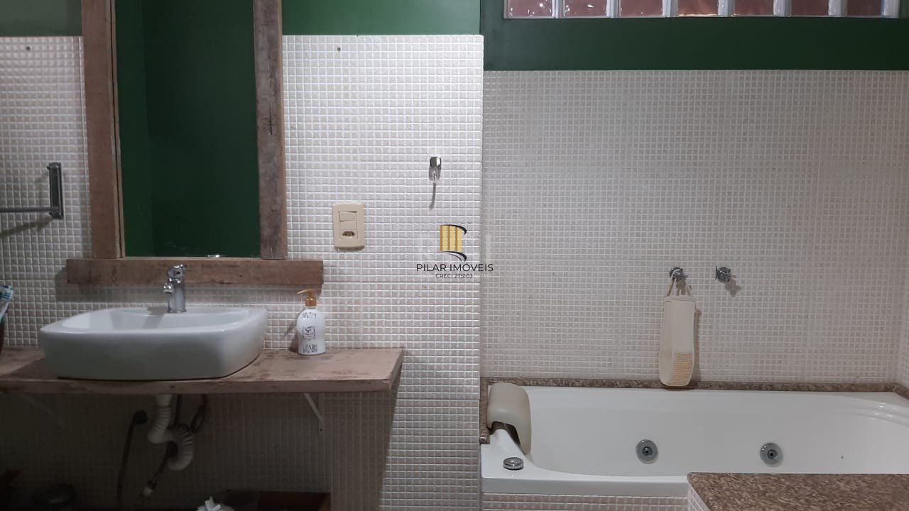 Casa para Venda - 400m², 3 dormitórios, sendo 1 suites, Vila Morada Gaúcha