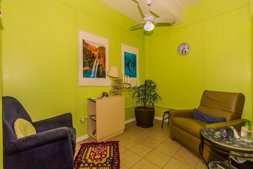 Casa 4 Dormitório(s) Bairro Glória