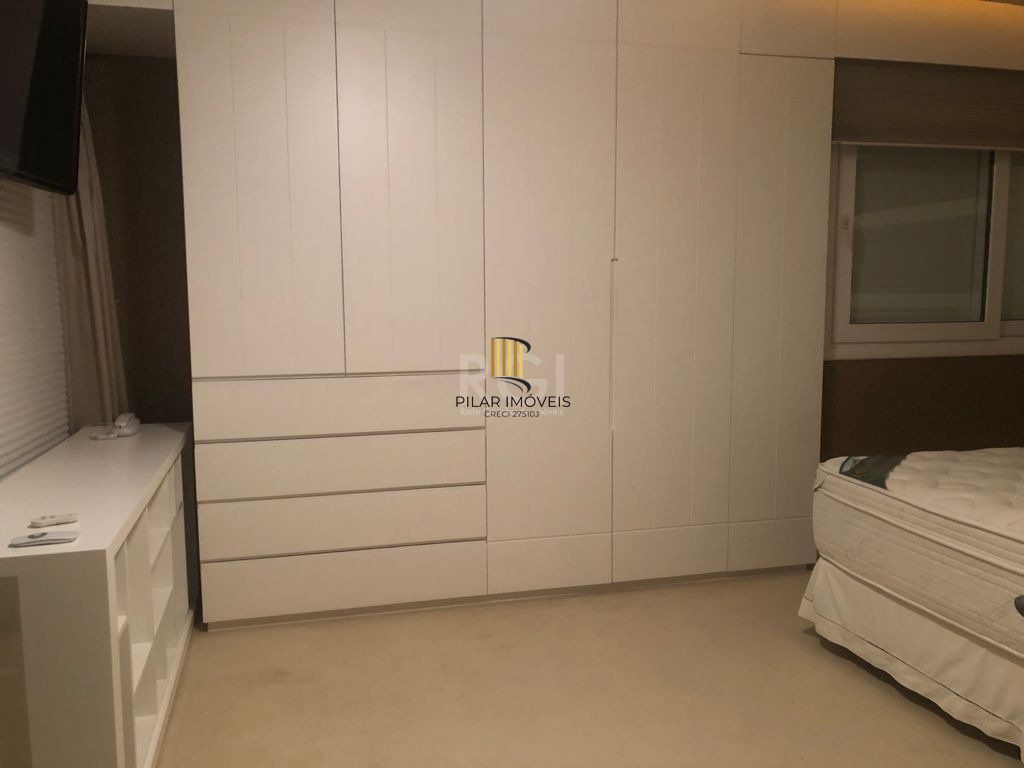 Casa Condominio para Venda - 405m², 3 dormitórios, sendo 3 suites, 4 vagas - Agronomia