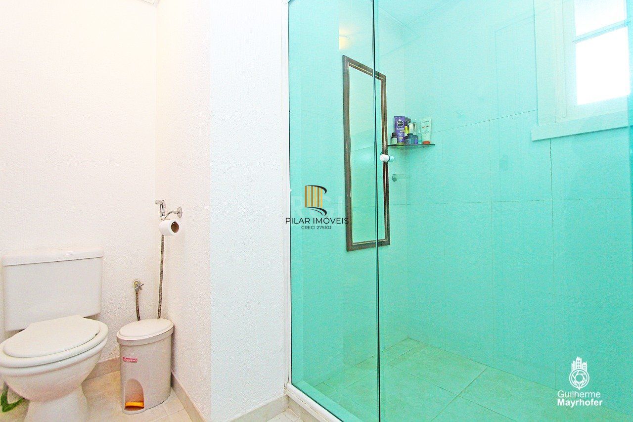 Casa Condominio para Venda - 380m², 2 dormitórios, sendo 2 suites, 3 vagas - Chácara das Pedras
