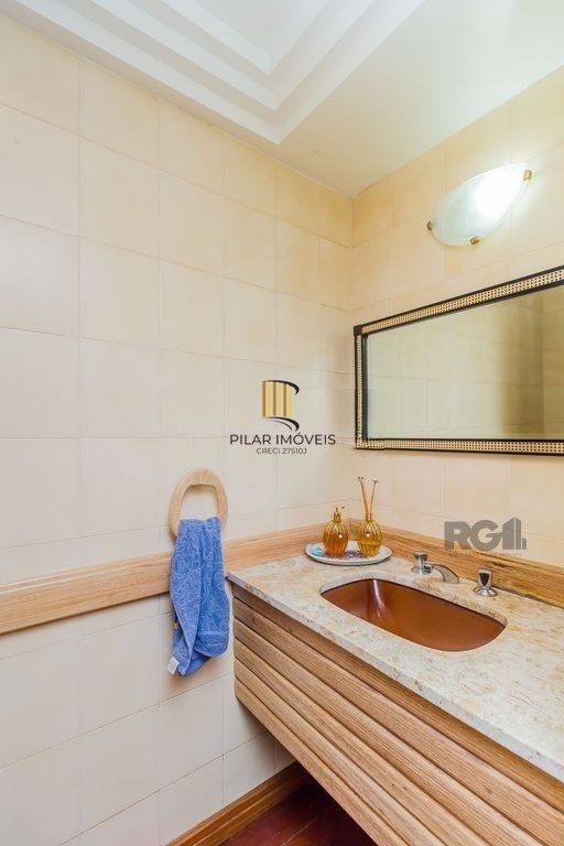 Apartamento 4 dormitórios no bairro Mont Serrat