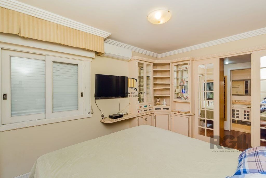 Apartamento 4 dormitórios no bairro Mont Serrat