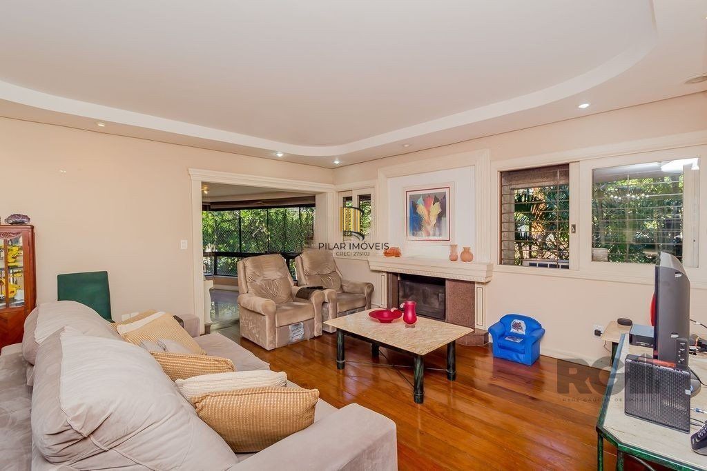 Apartamento 4 dormitórios no bairro Mont Serrat