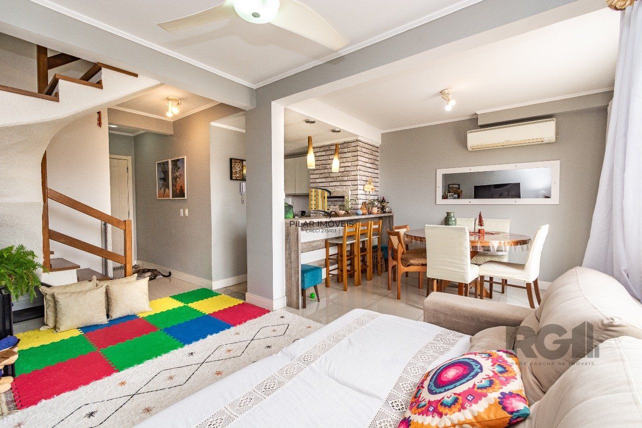 Casa de Condomínio 3 dormitórios no bairro Estância Velha