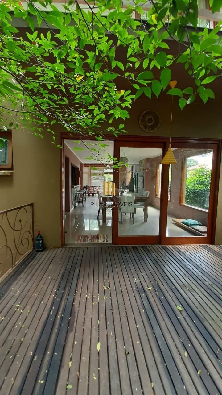 Casa para Venda - 400m², 3 dormitórios, sendo 1 suites, Vila Morada Gaúcha