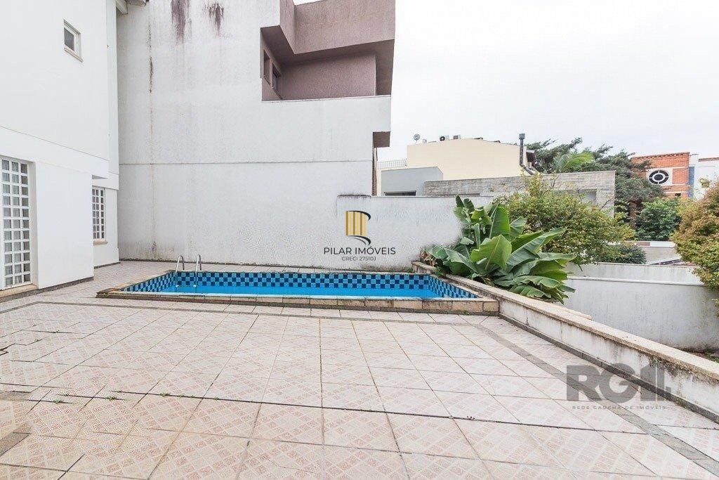 Casa 5 Dormitório(s) Bairro Três Figueiras