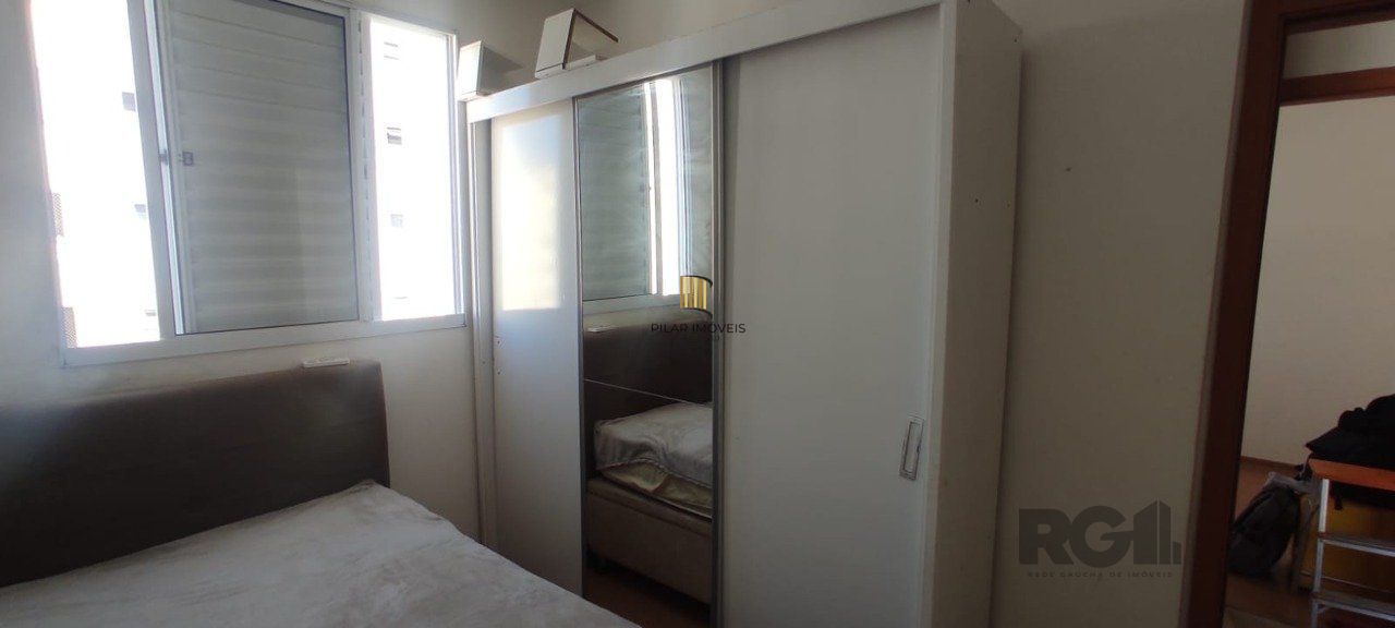 Apartamento 2 dormitórios no bairro Humaitá