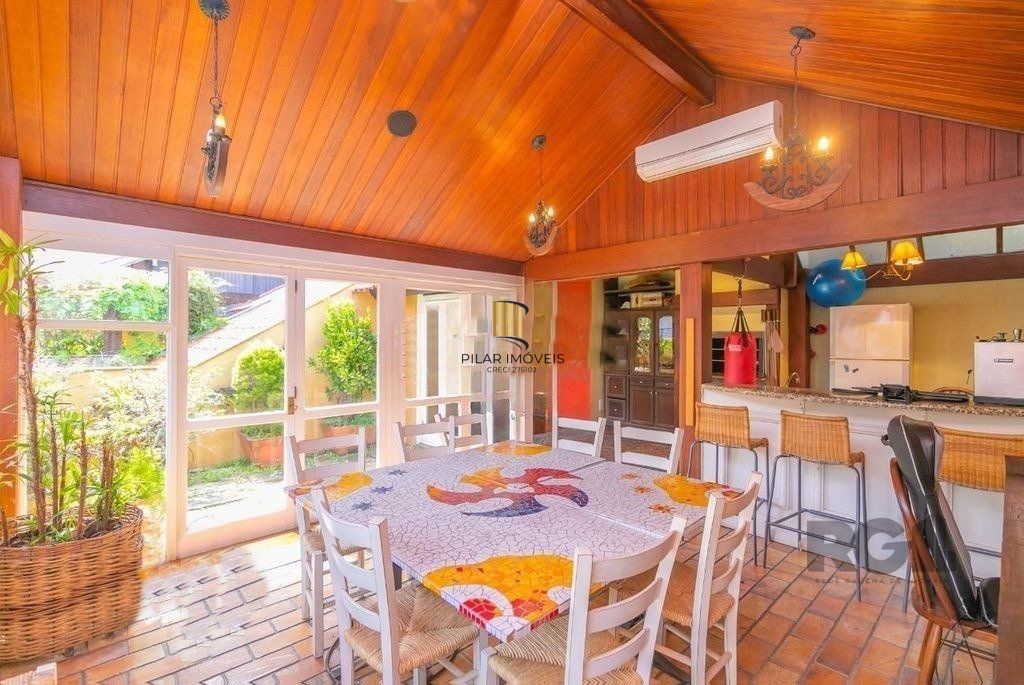 Apartamento 4 dormitórios no bairro Bela Vista