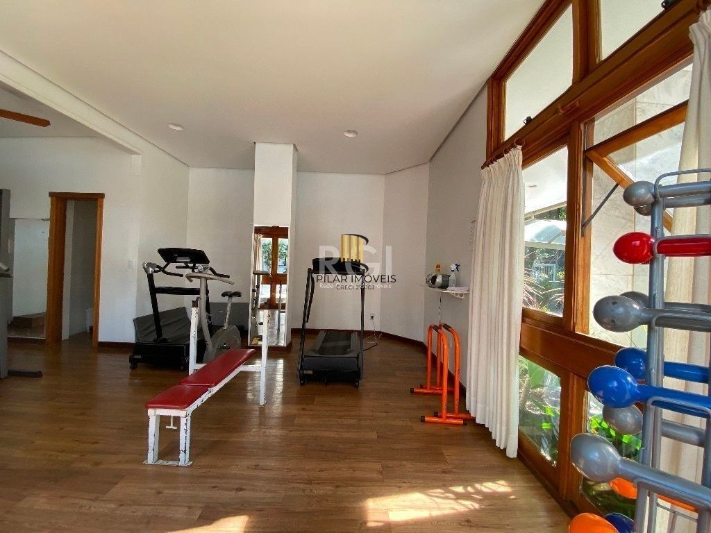Apartamento para Venda - 129m², 3 dormitórios, sendo 1 suites, 1 vaga - Petrópolis