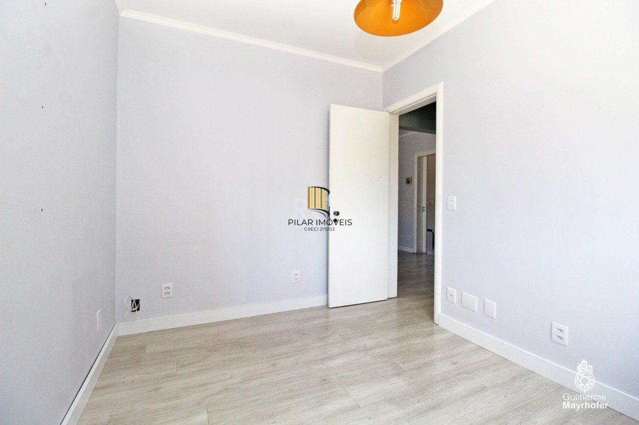 Apartamento para Venda - 76.17m², 2 dormitórios, sendo 1 suites, 2 vagas - Menino Deus
