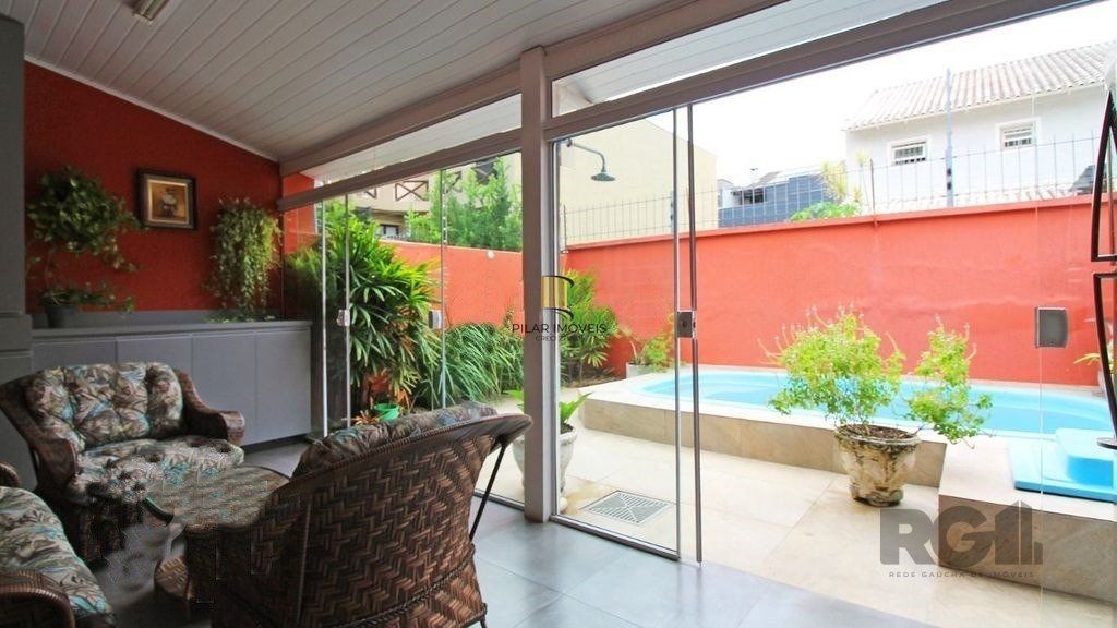 Casa 3 Dormitório(s) Bairro Sarandi