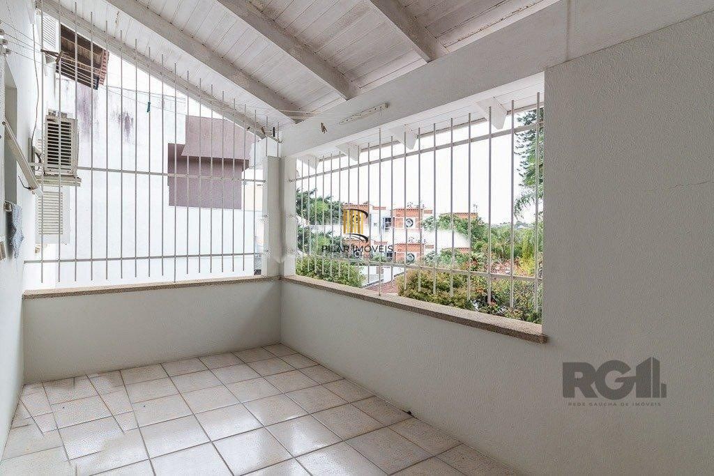 Casa 5 Dormitório(s) Bairro Três Figueiras