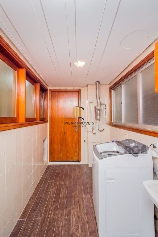 Apartamento 4 dormitórios no bairro Mont Serrat