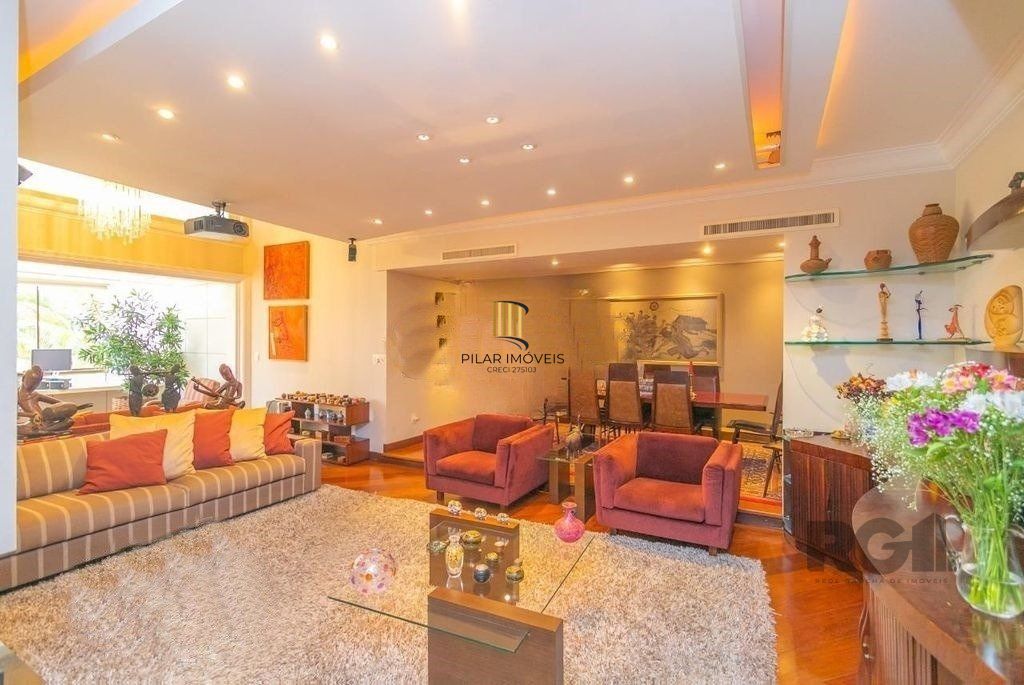 Apartamento 4 dormitórios no bairro Bela Vista