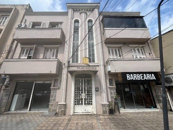 Apartamento 3 dormitórios no bairro Menino Deus