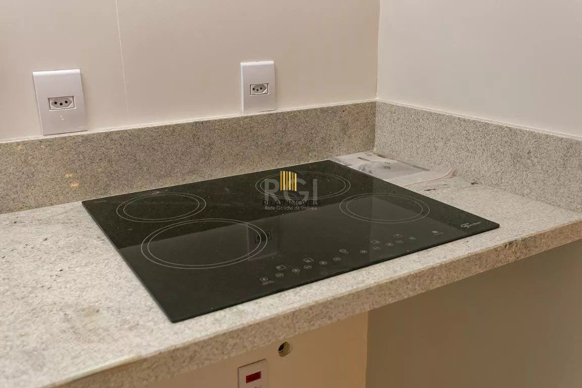 Apartamento 2 Dormitório(s) Bairro Farroupilha