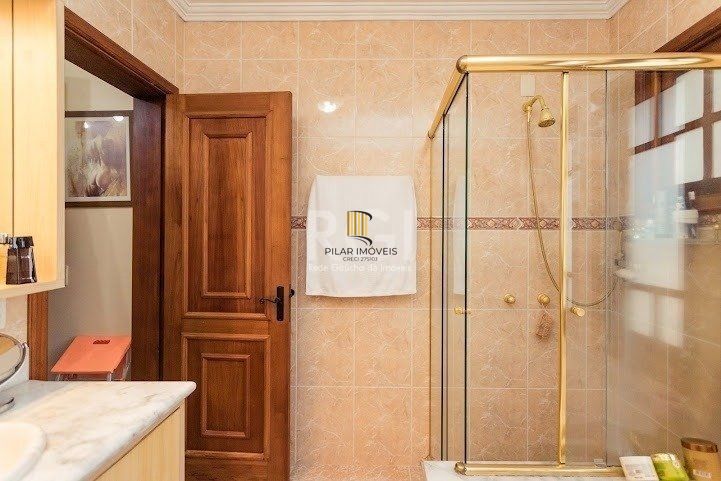Casa para Venda - 304m², 4 dormitórios, sendo 1 suites, 3 vagas - Jardim Lindóia