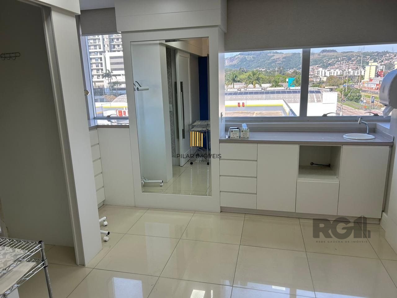 Conjunto/Sala para Venda - 118m², 3 vagas - Central Parque
