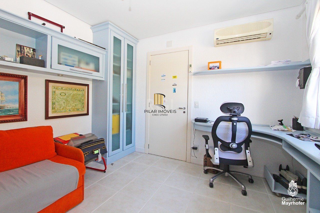 Casa Condominio para Venda - 380m², 2 dormitórios, sendo 2 suites, 3 vagas - Chácara das Pedras