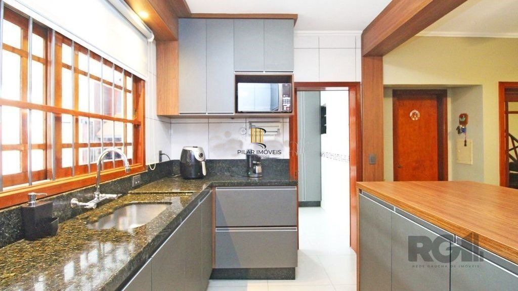 Casa 3 Dormitório(s) Bairro Sarandi