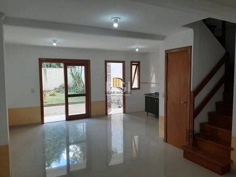 Casa 3 dormitórios no bairro Cavalhada