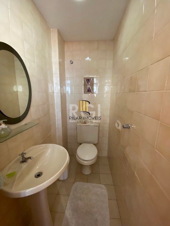 Apartamento para Venda - 129m², 3 dormitórios, sendo 1 suites, 1 vaga - Petrópolis