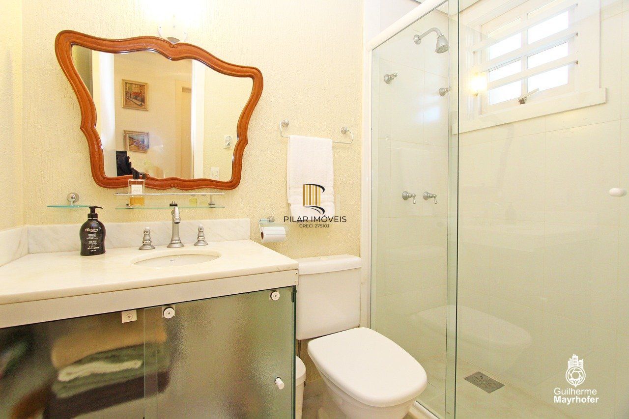 Casa Condominio para Venda - 380m², 2 dormitórios, sendo 2 suites, 3 vagas - Chácara das Pedras
