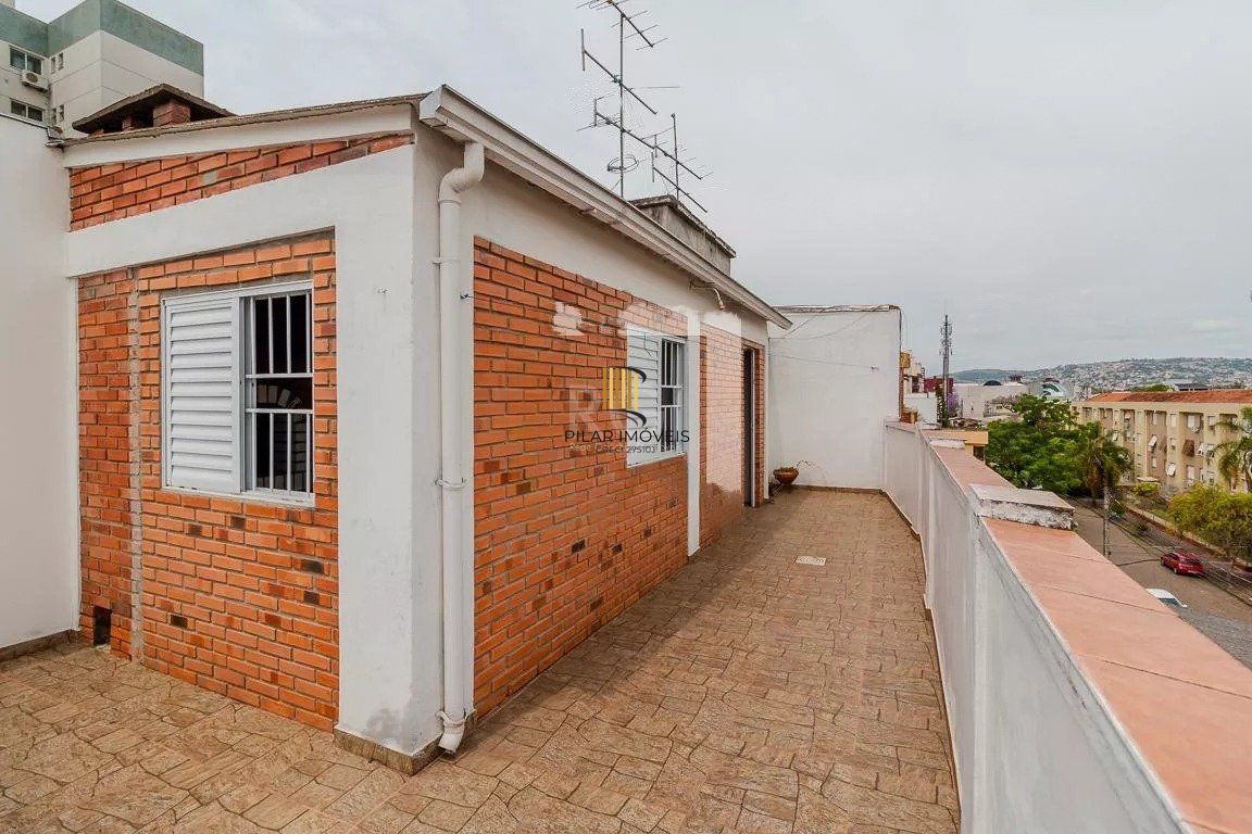 Cobertura 1 dormitório no bairro Jardim  Botânico