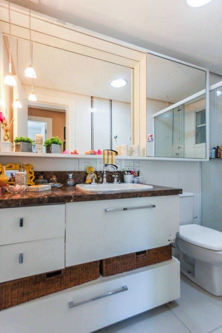 Apartamento para Venda - 198.4m², 3 dormitórios, sendo 1 suites, 2 vagas - Boa Vista