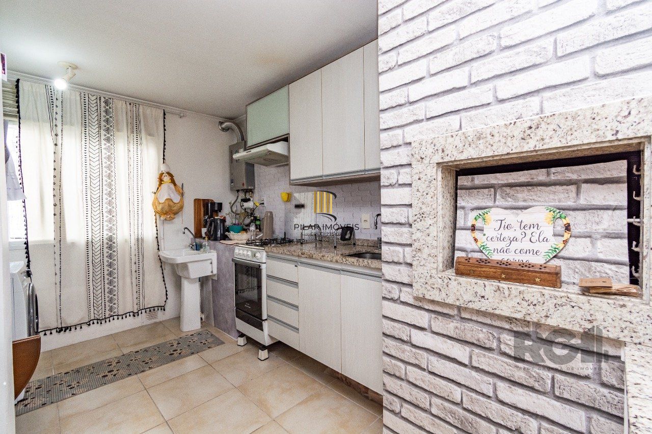 Casa de Condomínio 3 dormitórios no bairro Estância Velha