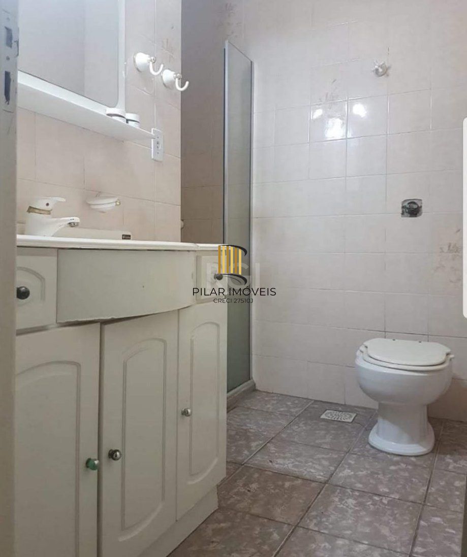 Casa para Venda - 239m², 3 dormitórios, sendo 1 suites, 2 vagas - Alto Petrópolis