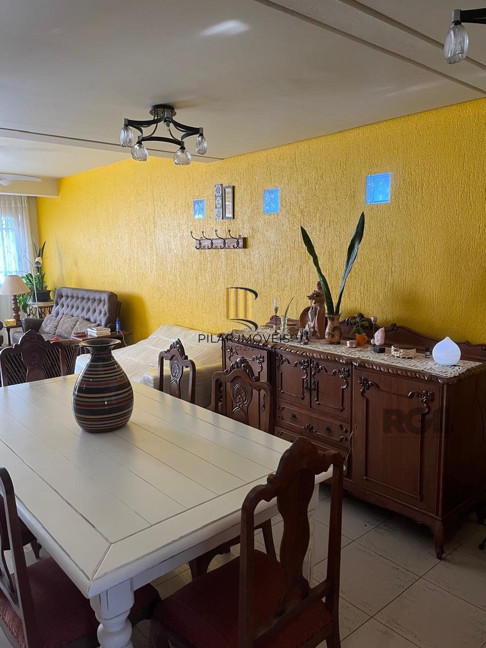 Casa 5 Dormitório(s) Bairro Cidade Baixa