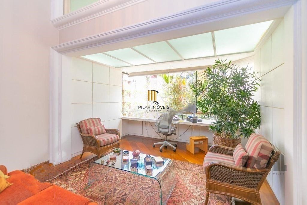 Apartamento 4 dormitórios no bairro Bela Vista