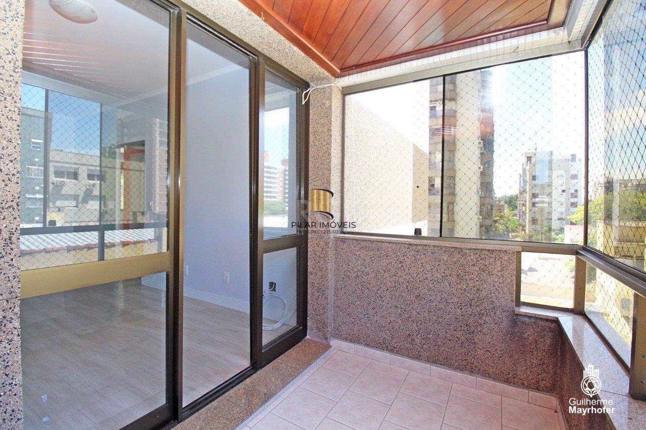 Apartamento para Venda - 76.17m², 2 dormitórios, sendo 1 suites, 2 vagas - Menino Deus