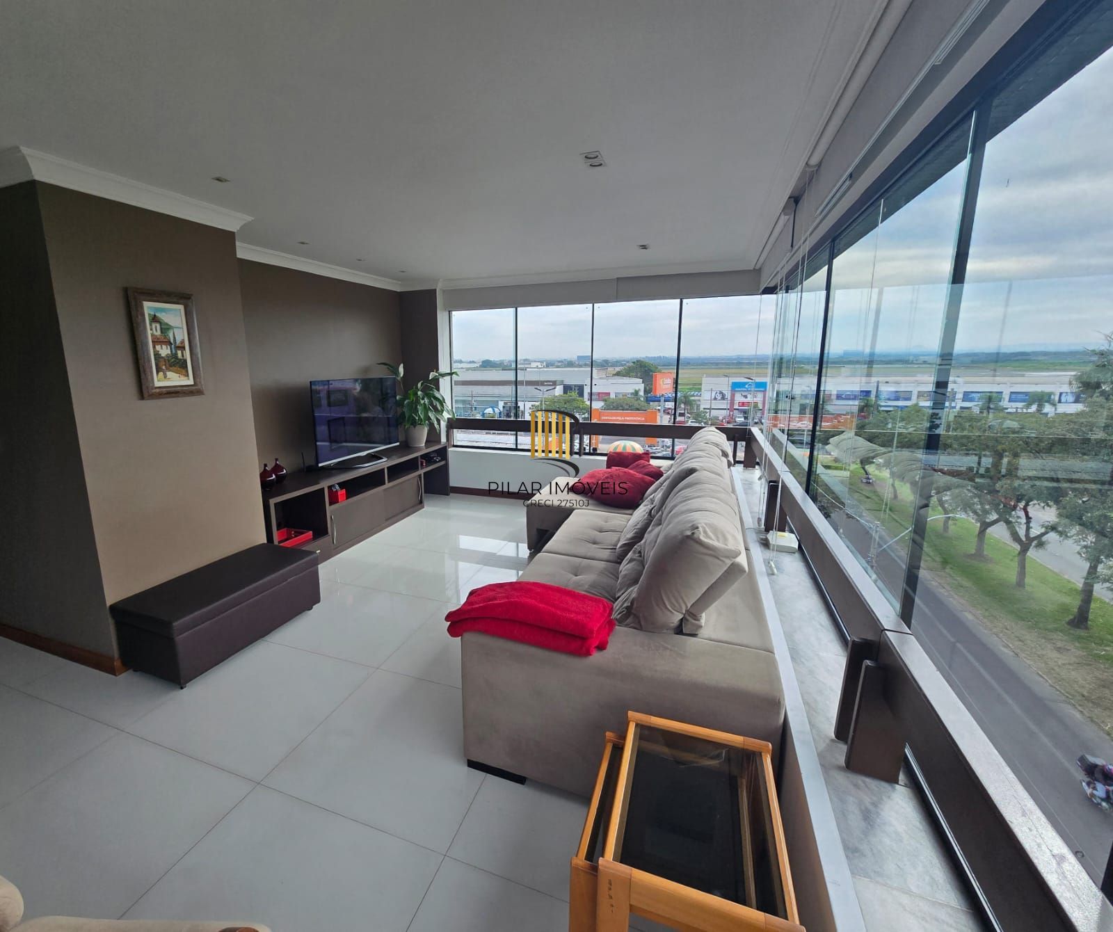 Cobertura incrível no condomínio Ibiza!