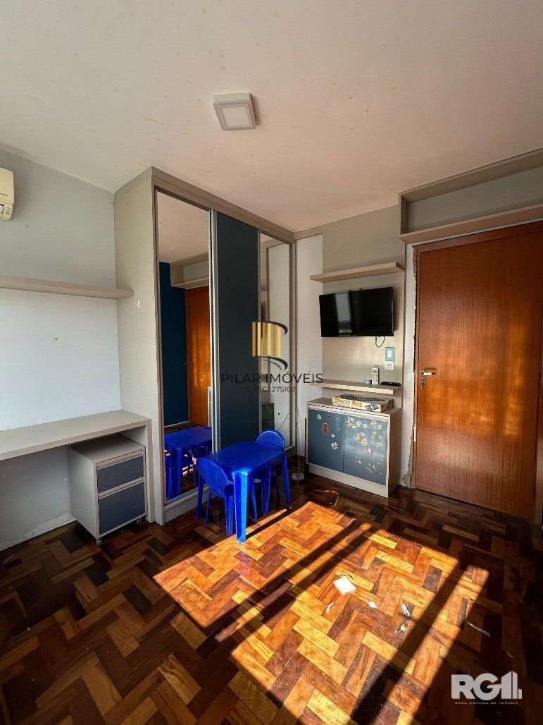 Apartamento 3 dormitórios no bairro Vila Ipiranga