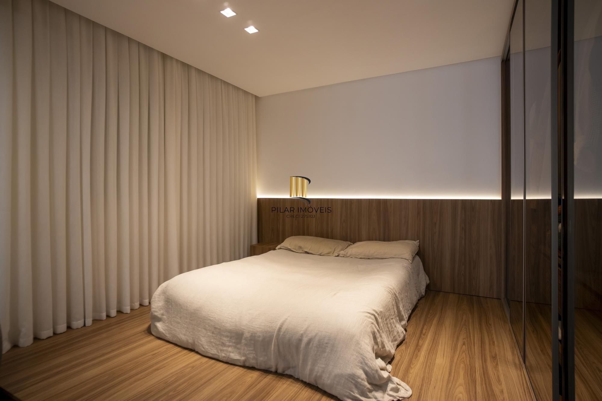 Apartamento 2 dormitórios no bairro Jardim Lindóia