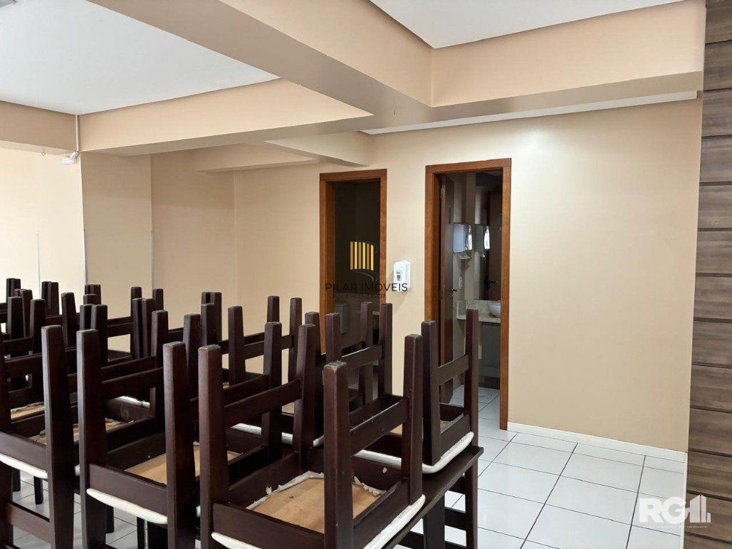 Apartamento 2 dormitórios no bairro Santa Tereza