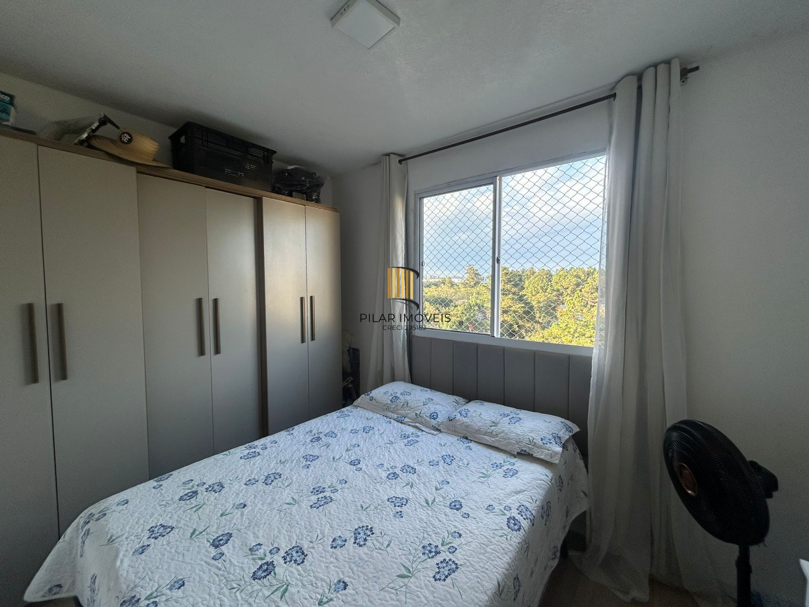 APARTAMENTO SEMI MOBILIADO