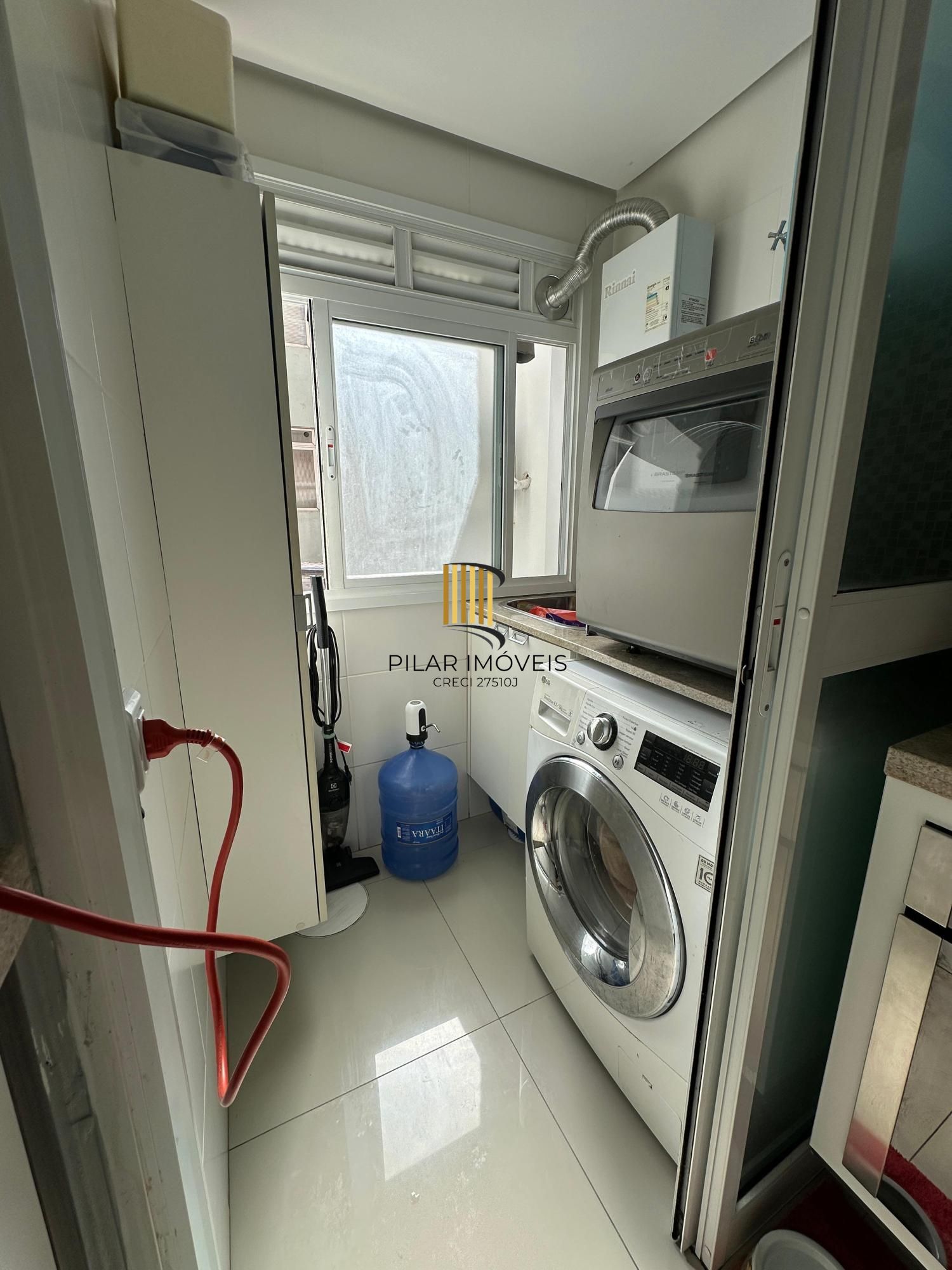 Apartamento Semimobiliado à Venda no Bairro Passo da Areia- Res. Saint Raphael