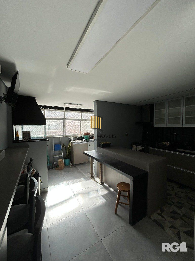 Apartamento 3 dormitórios no bairro Vila Ipiranga