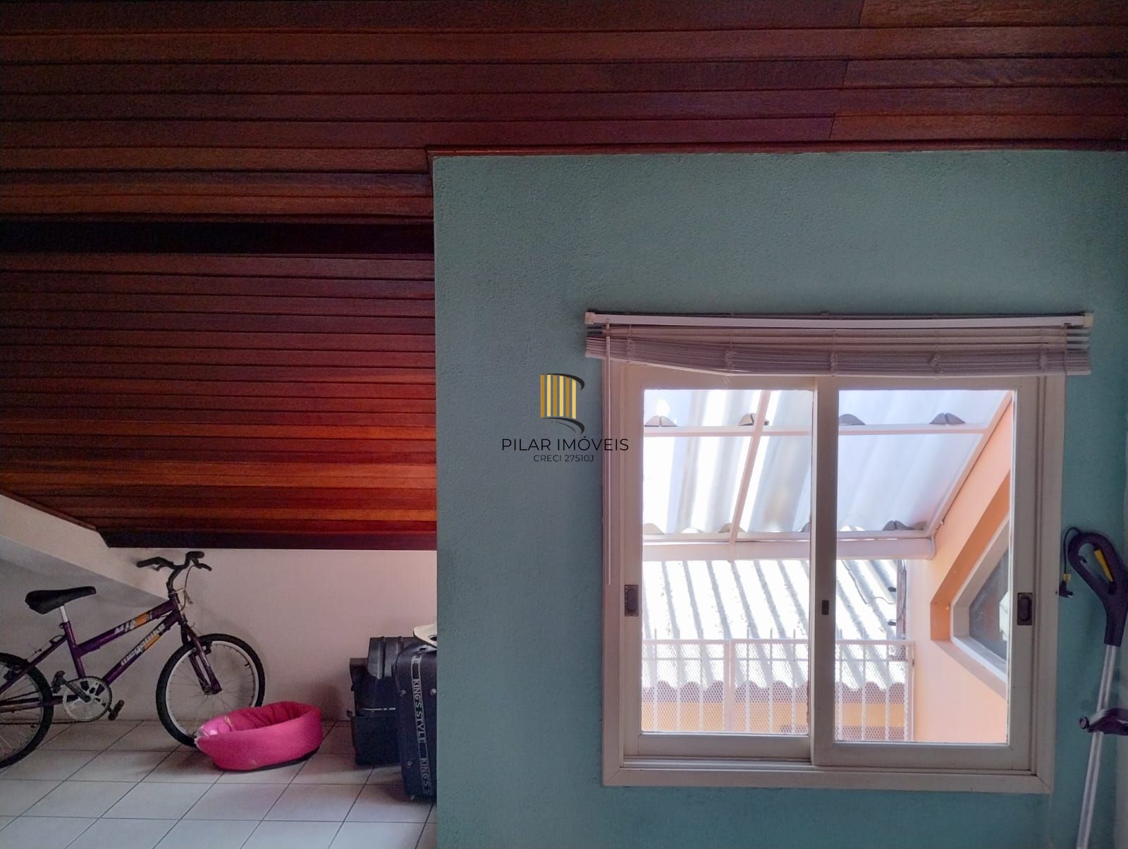 Casa 3 dormitórios no bairro Passo das Pedras