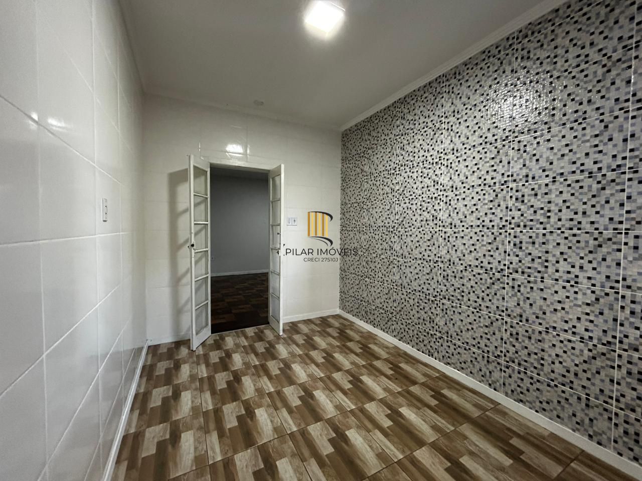 Apartamento 2 dormitórios reformado