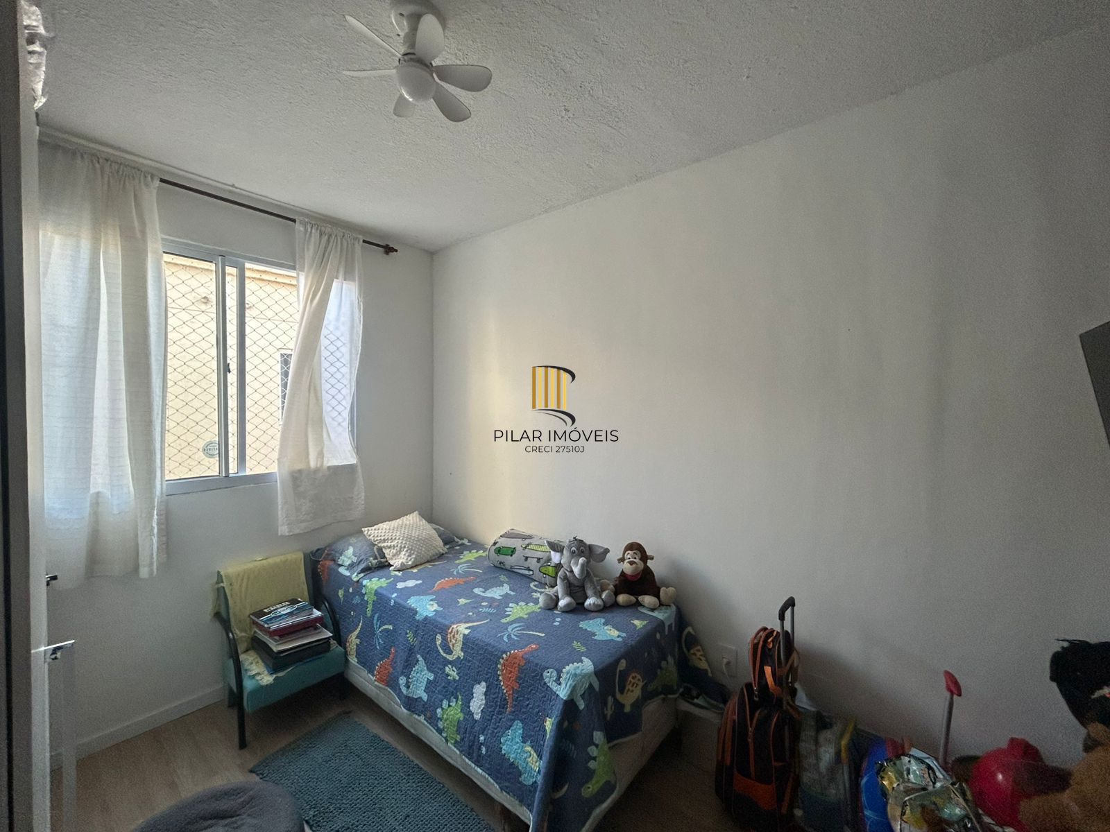 APARTAMENTO SEMI MOBILIADO