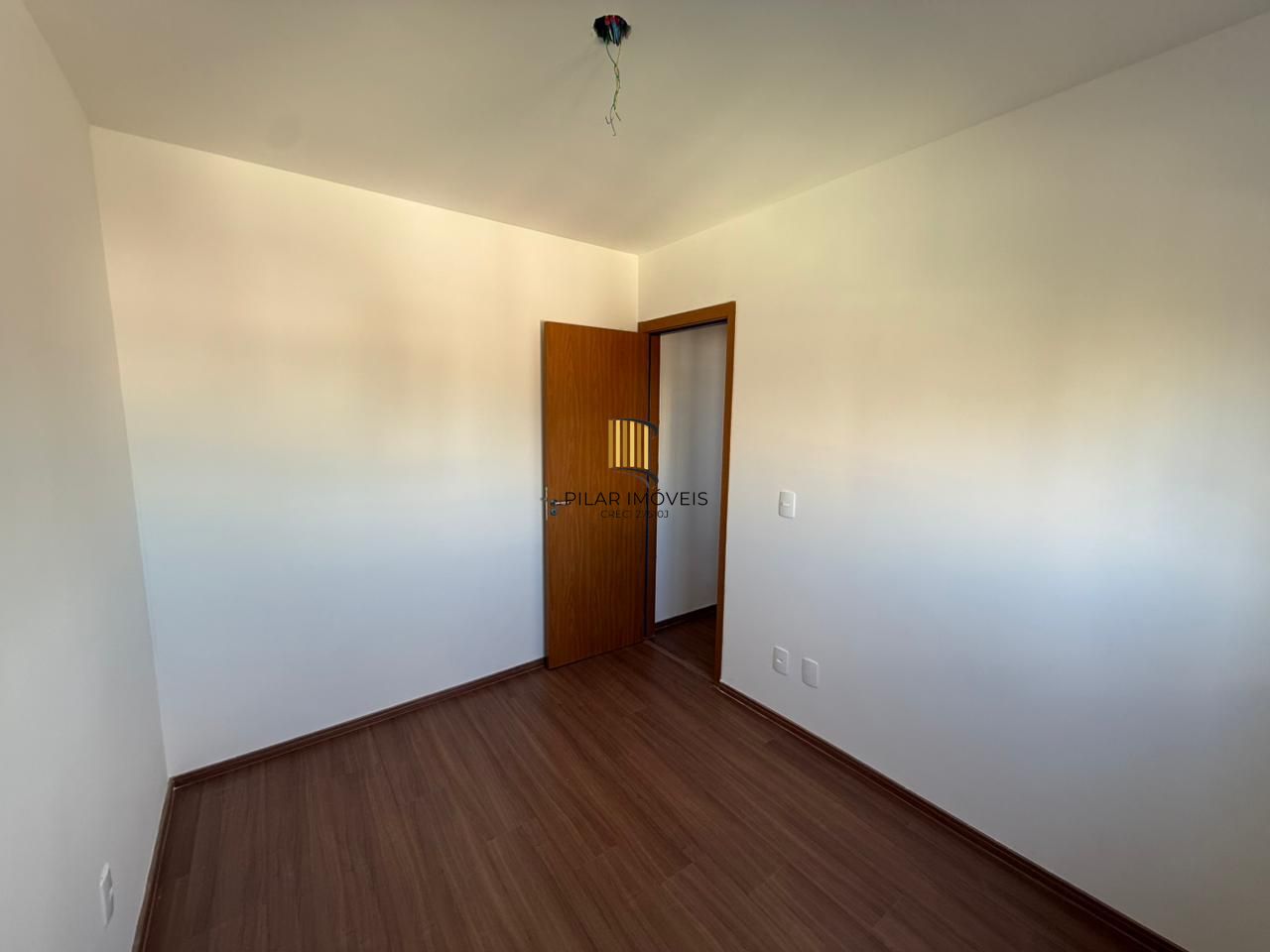 Apartamento com sacada e churrasqueira no bairro Jardim Planalto!!